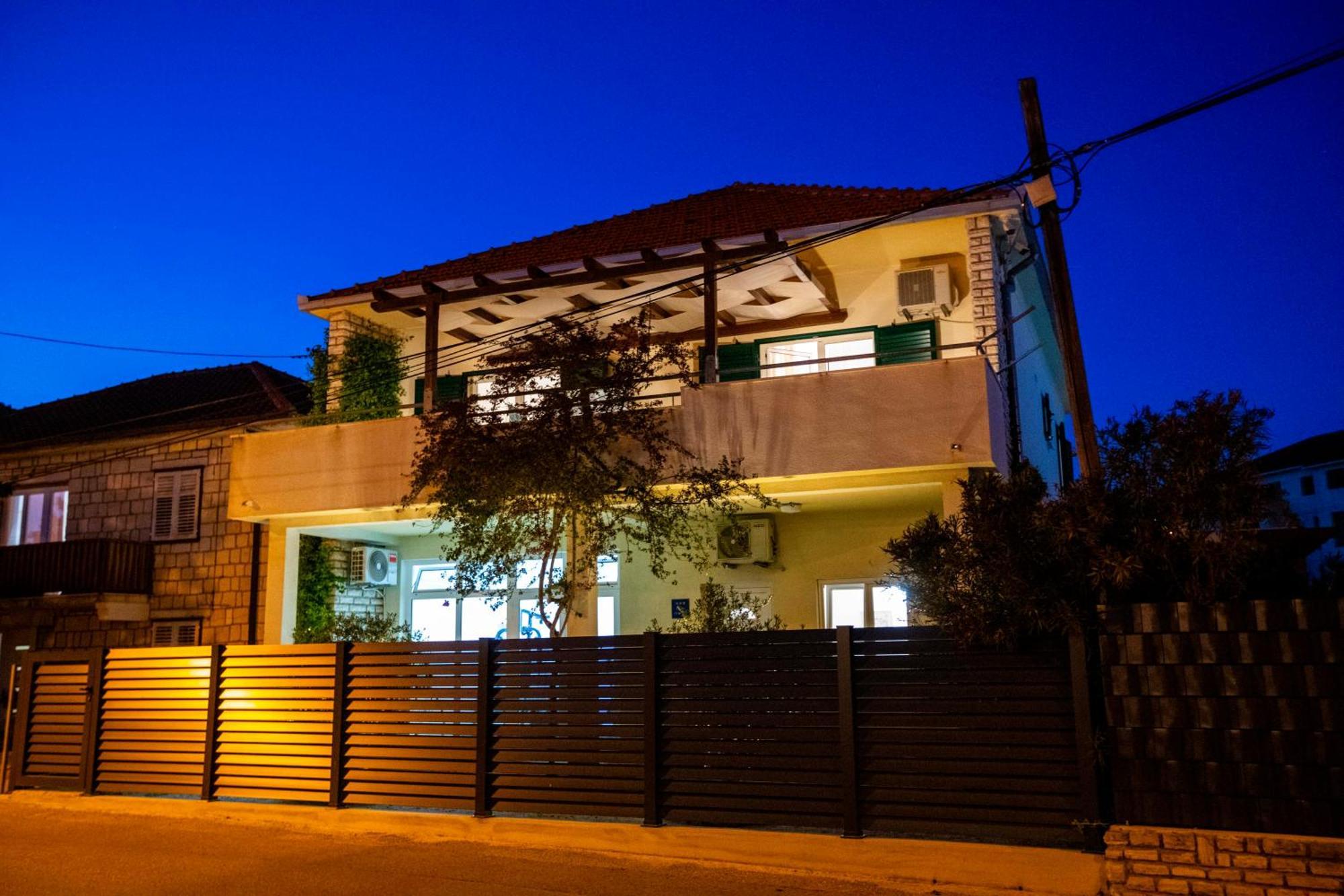 Apartment Laura Trogir Kültér fotó