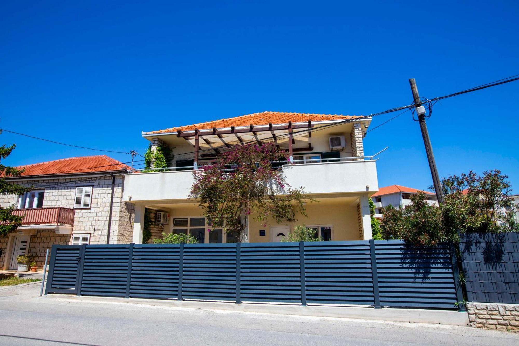 Apartment Laura Trogir Kültér fotó