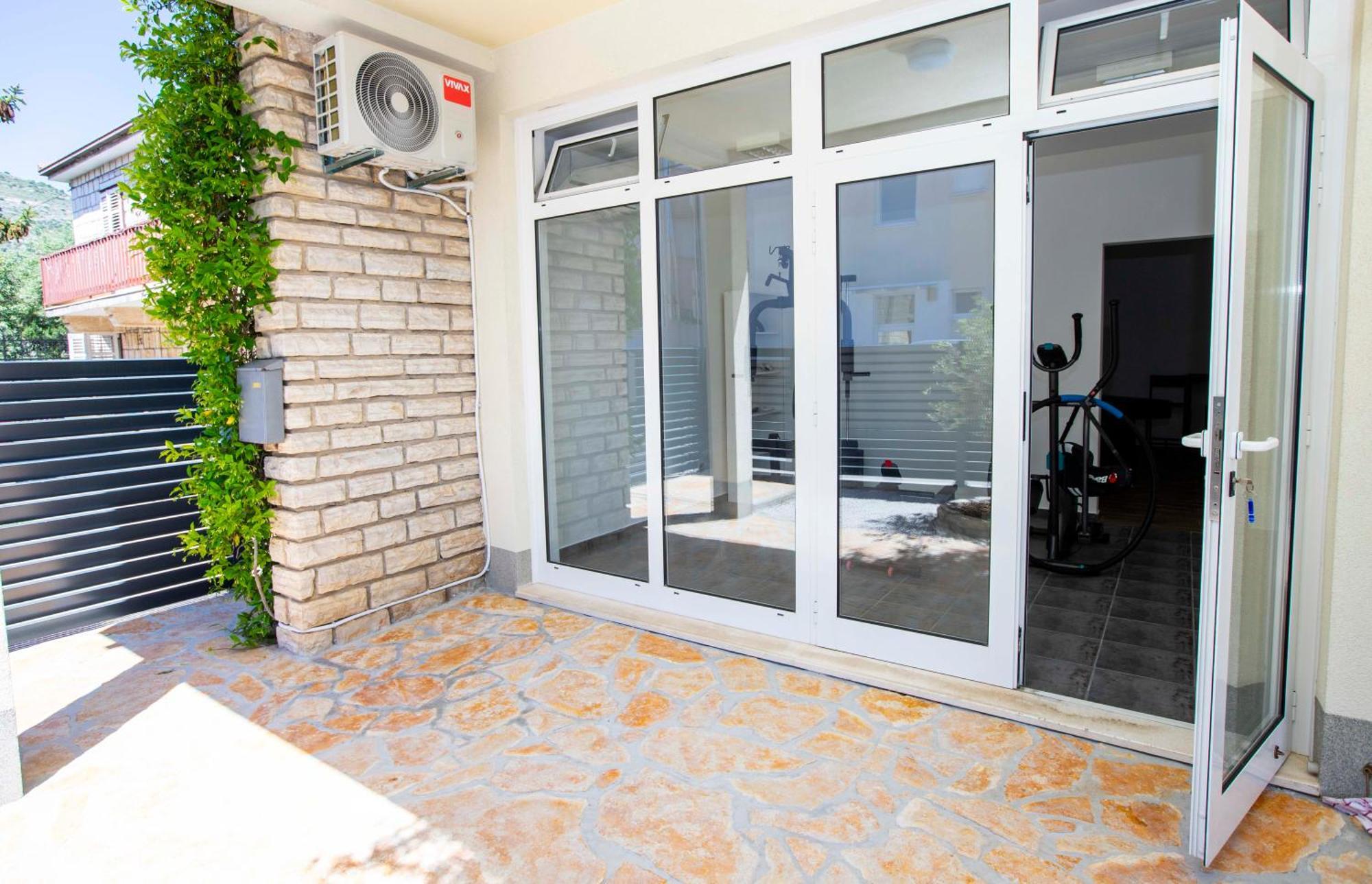 Apartment Laura Trogir Kültér fotó
